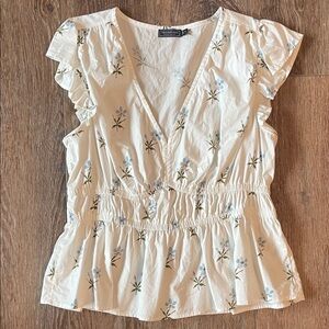 Vineyard Vines Cream Blouse with Blue Florals Size L